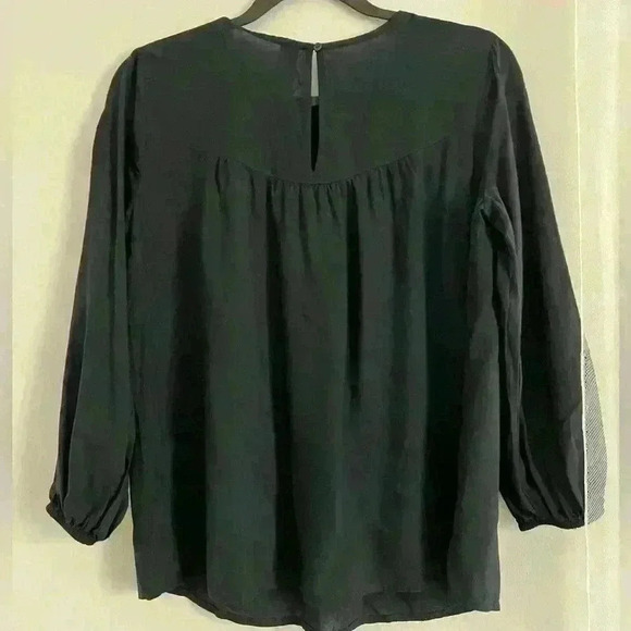 Old Navy relaxed lace-yoke top - Picture 3 of 5